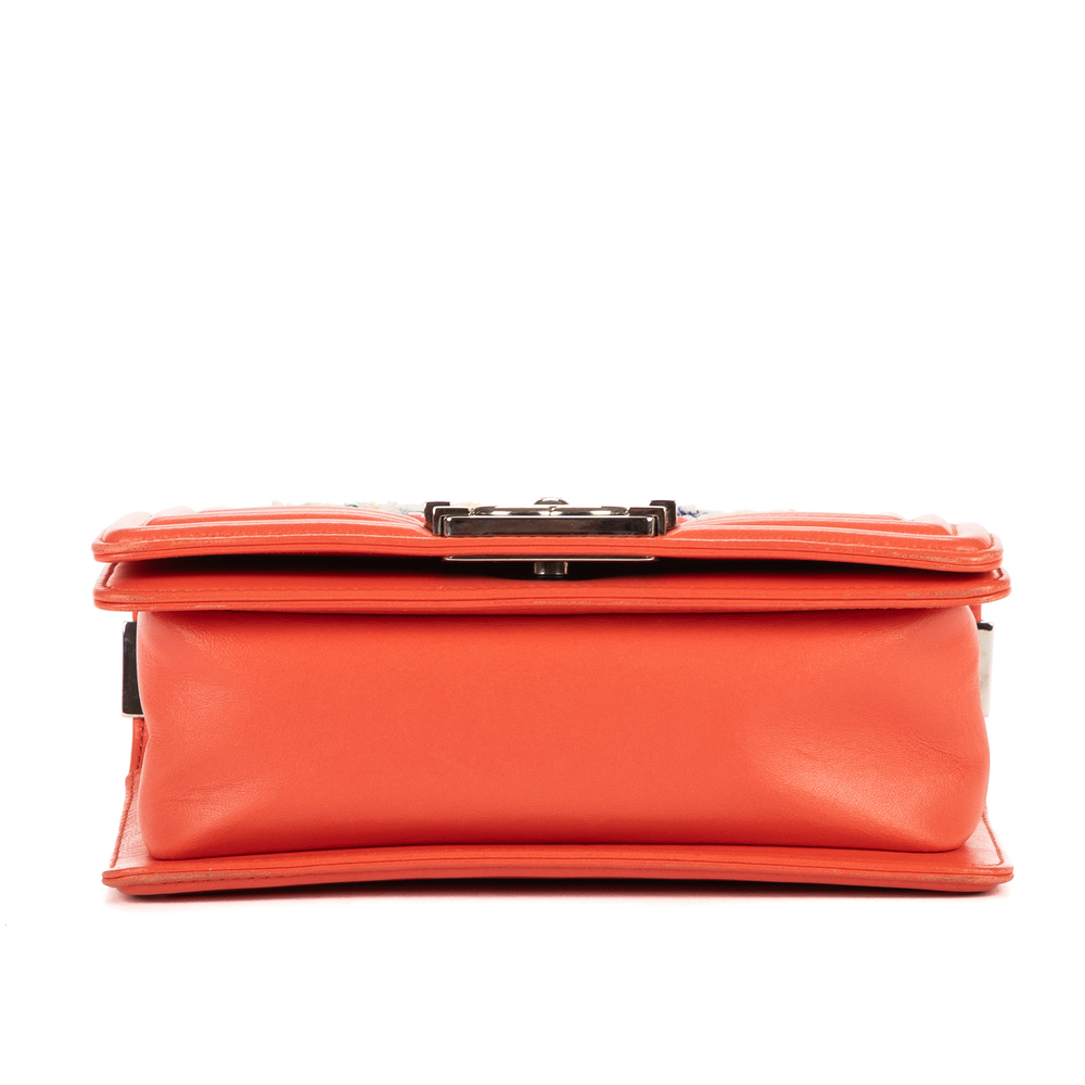 Chanel Boy Flap - Picture 6 of 11